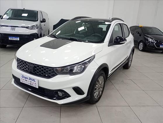 FIAT ARGO 1.3 FIREFLY FLEX TREKKING MANUAL FIAT ARGO 1.3 FIREFLY FLEX TREKKING MANUAL